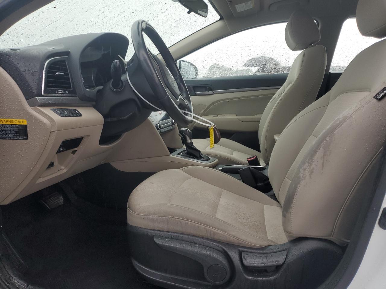 2017 HYUNDAI ELANTRA SE - Фото 7