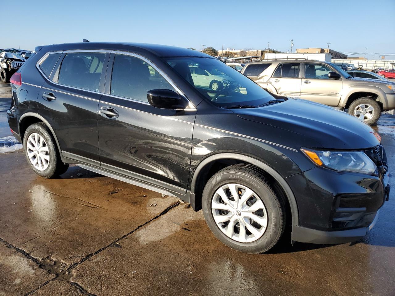 2018 NISSAN ROGUE S - Image 4