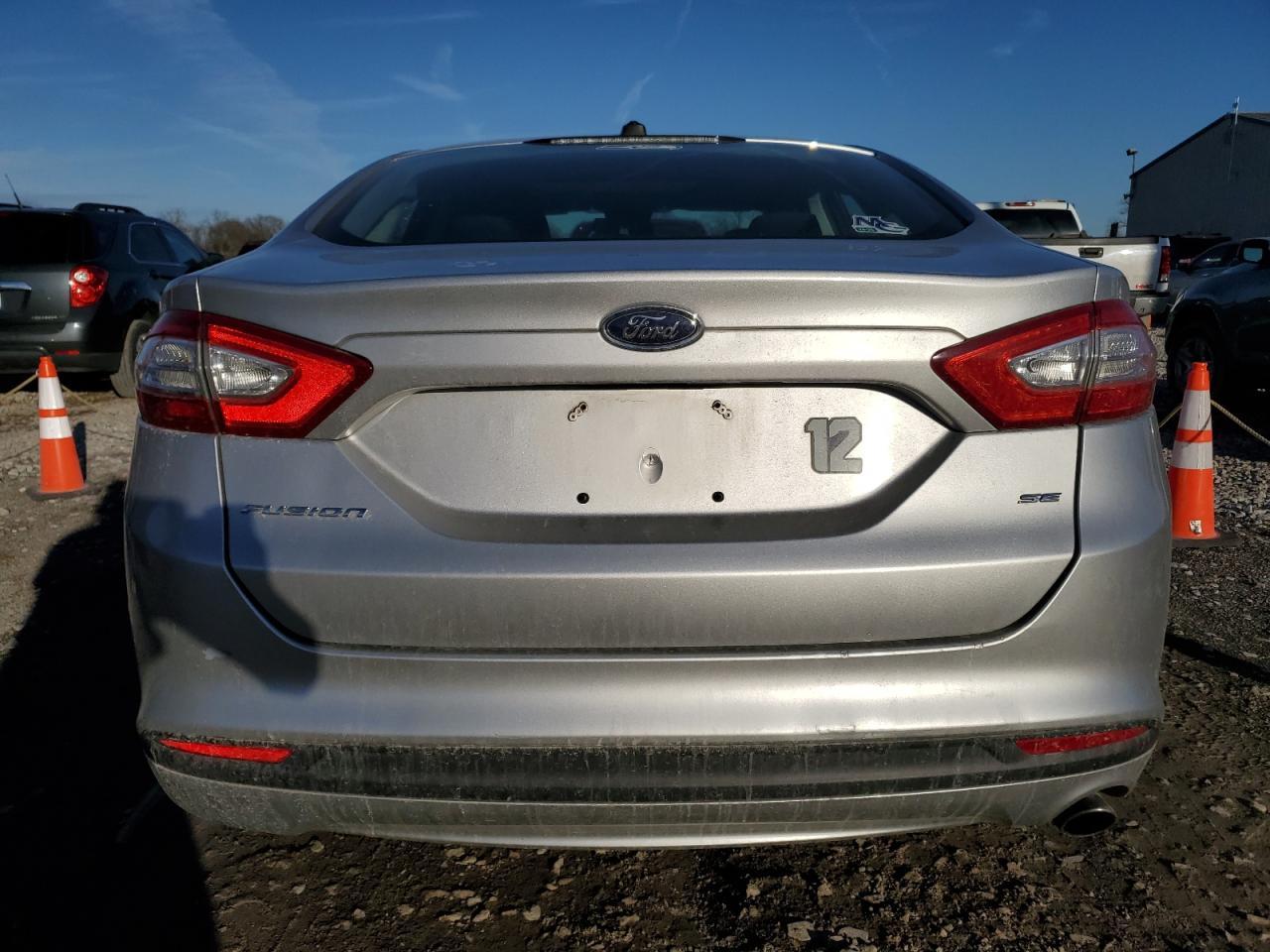 2014 FORD FUSION SE - Image 6