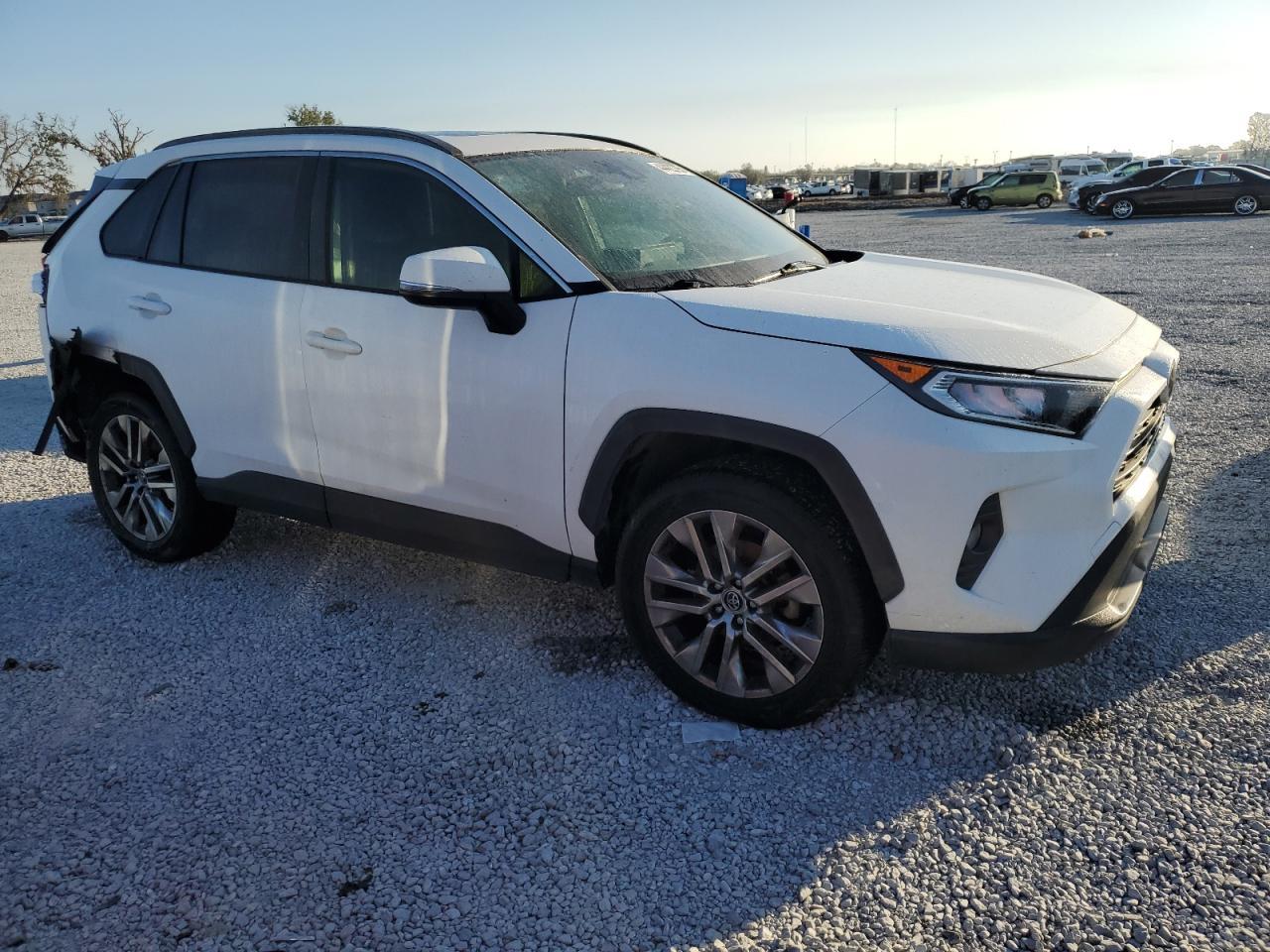 2019 TOYOTA RAV4 XLE P - Image 4