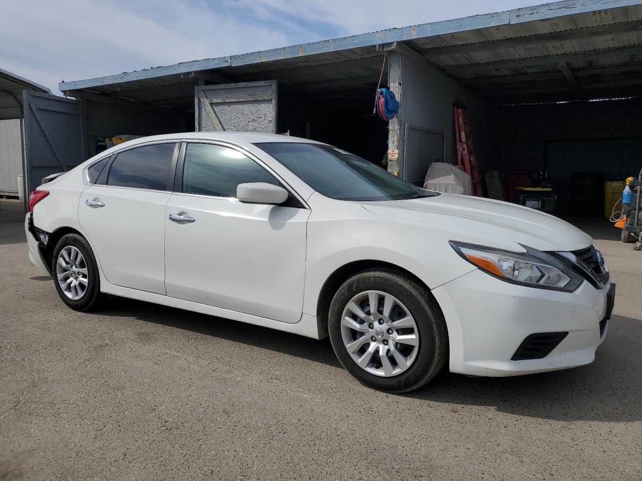 2017 NISSAN ALTIMA 2.5 - Фото 4