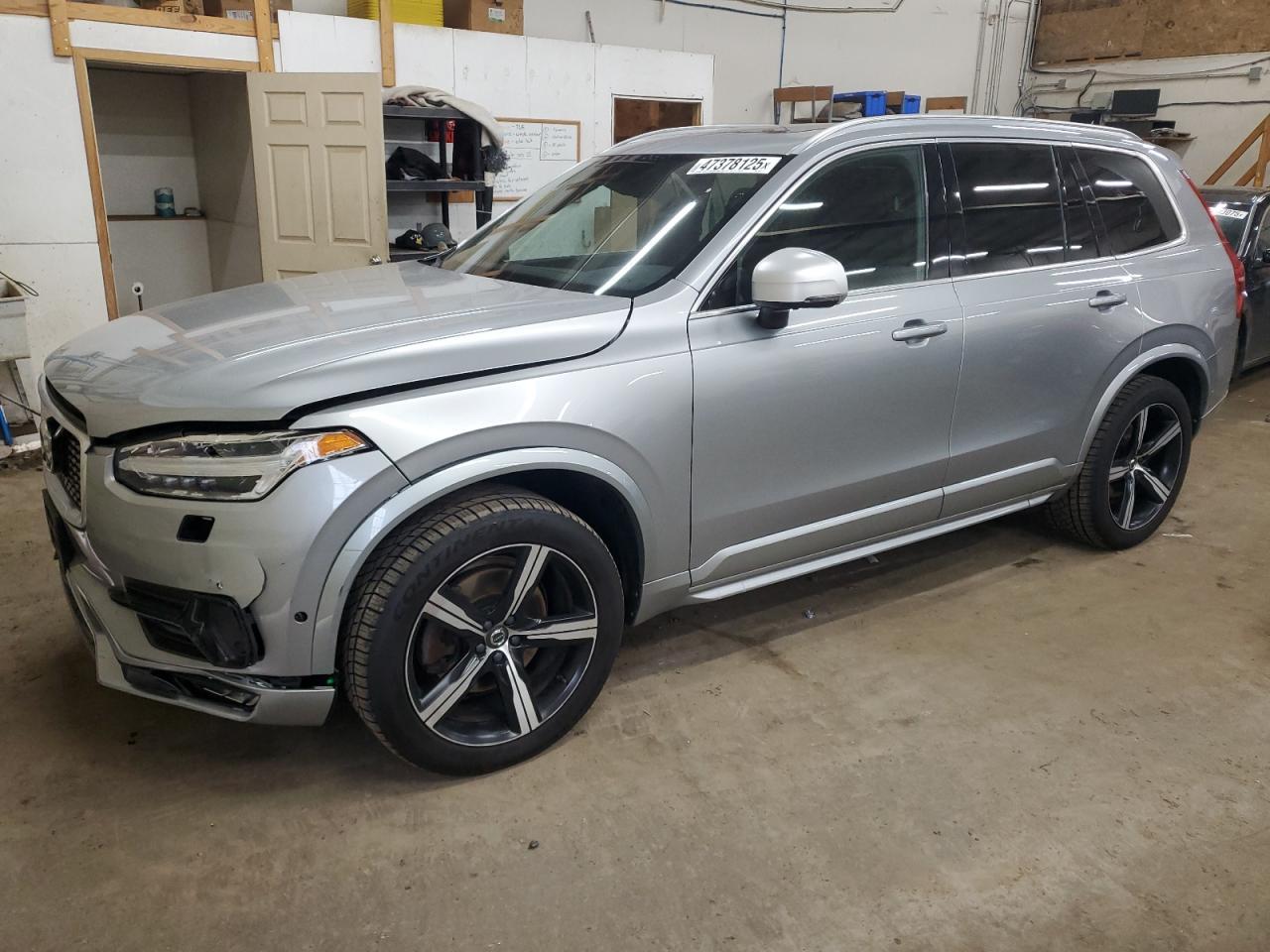 2016 VOLVO XC90 T6