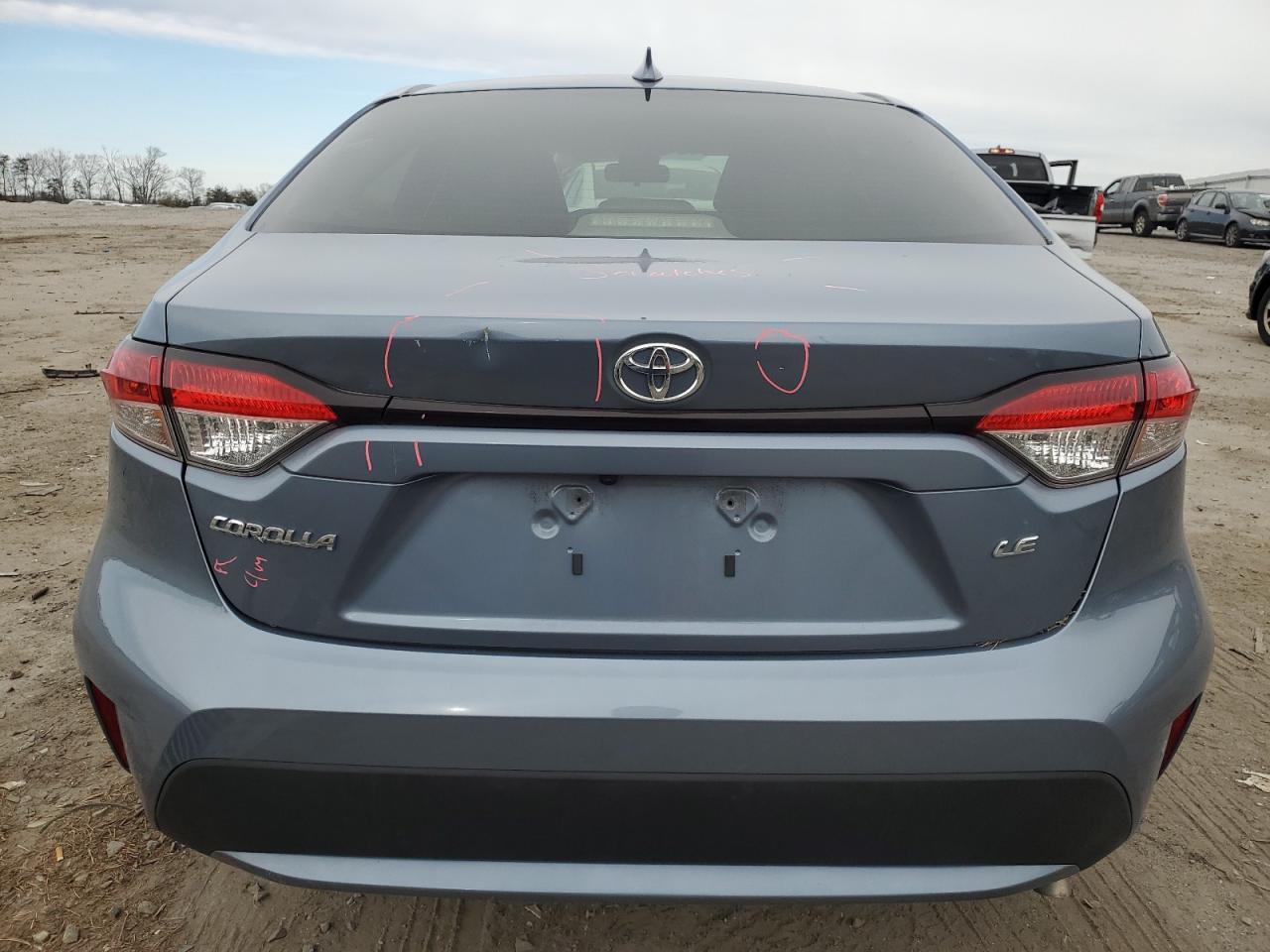 2020 TOYOTA COROLLA LE - Фото 6