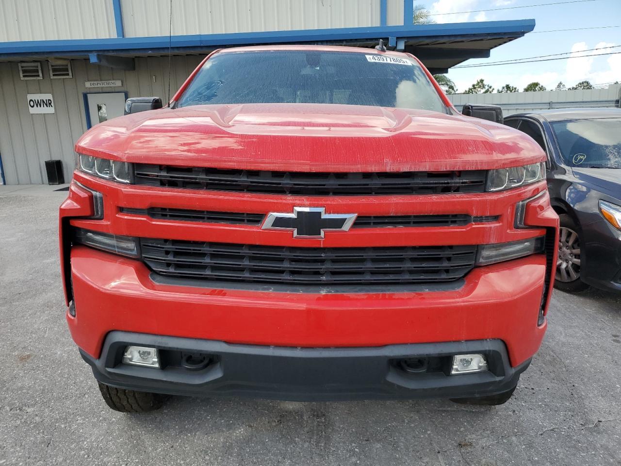 2019 CHEVROLET SILVERADO - Фото 5