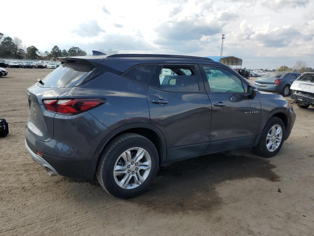 2021 CHEVROLET BLAZER 2LT - Фото 3