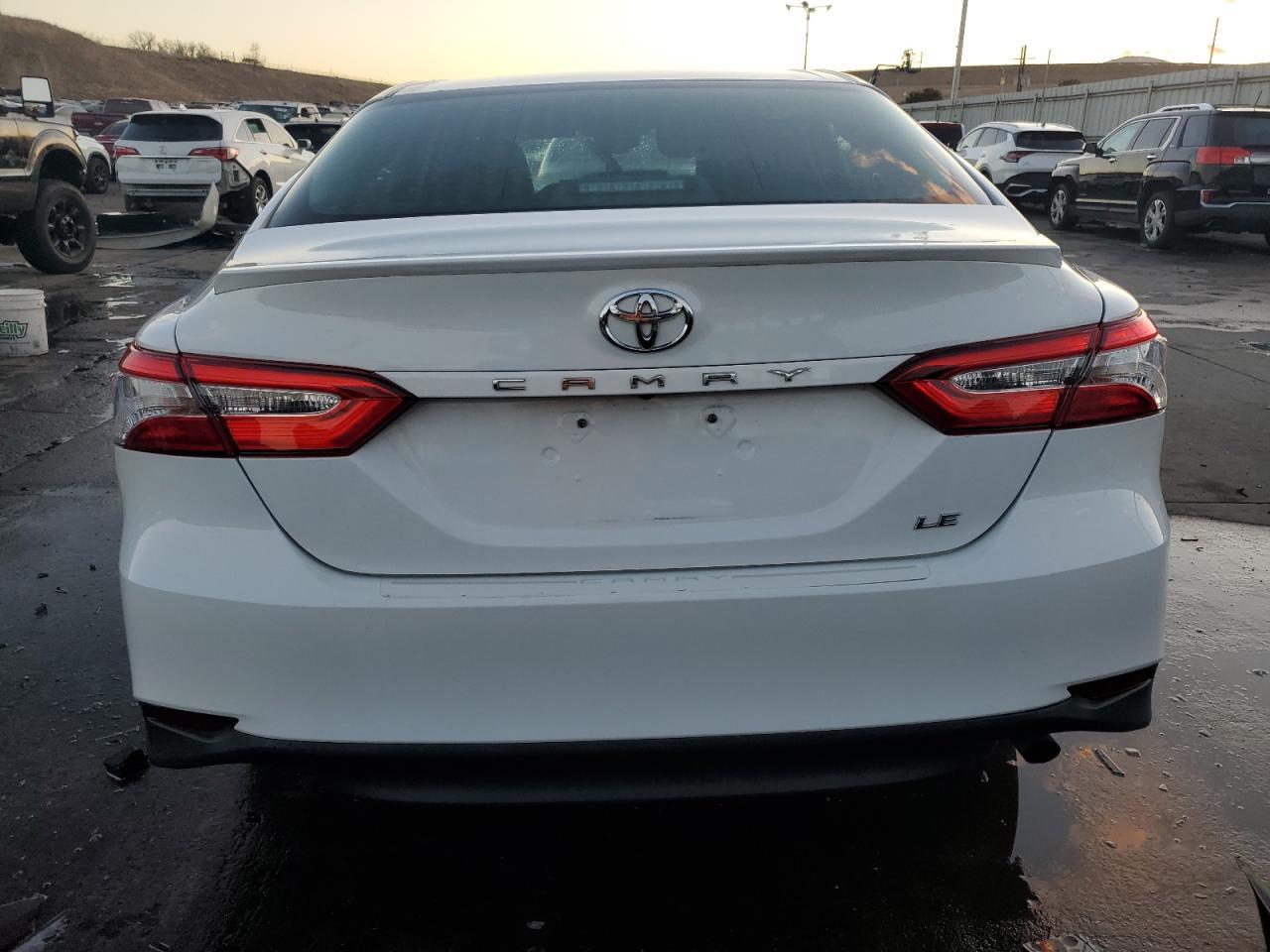 2018 TOYOTA CAMRY L - Image 6