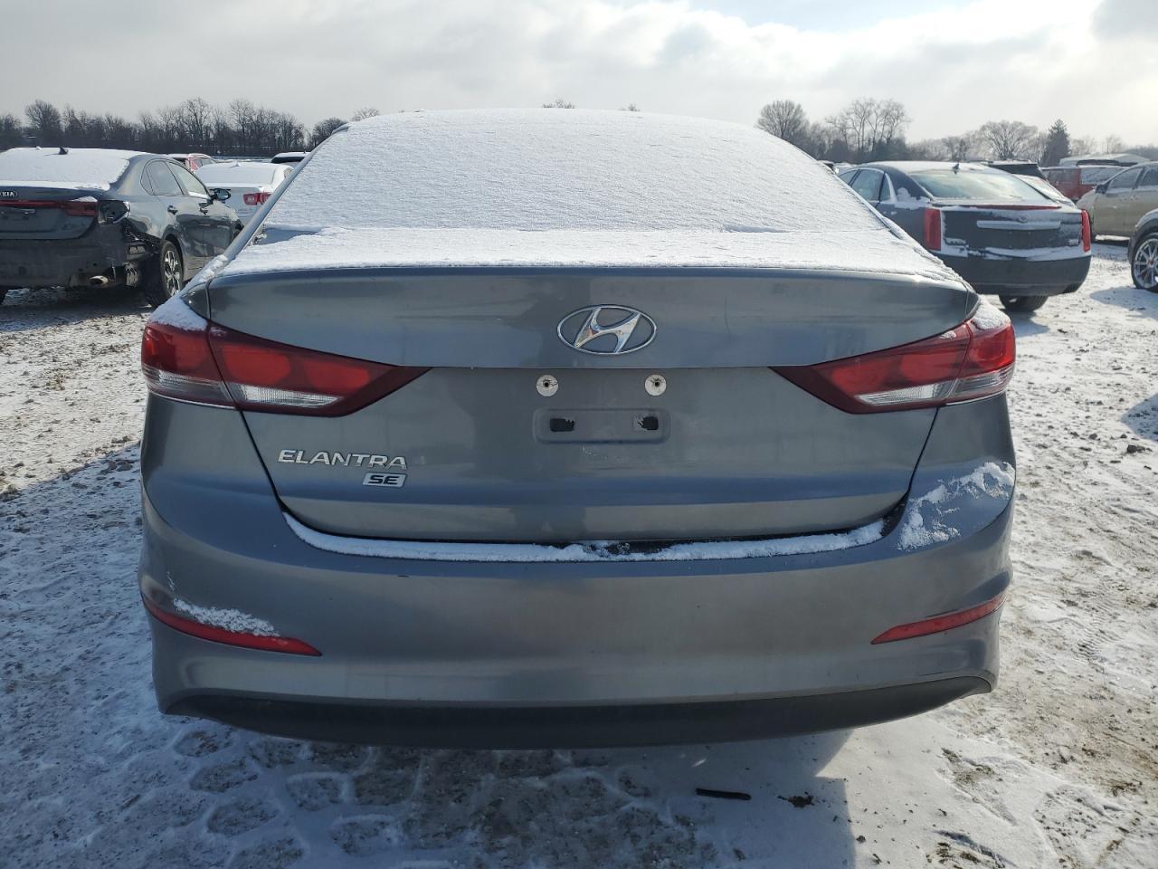 2018 HYUNDAI ELANTRA SE - Image 6