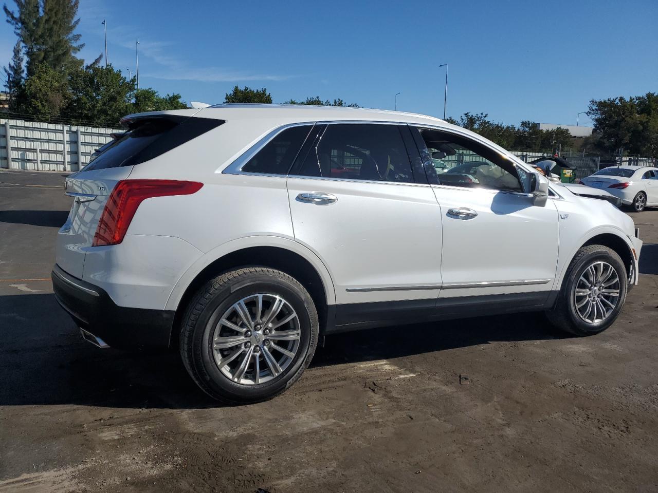 2019 CADILLAC XT5 LUXURY - Фото 3