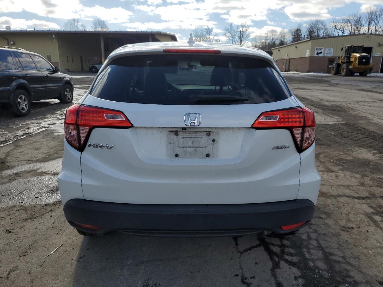 2018 HONDA HR-V EX - Image 6