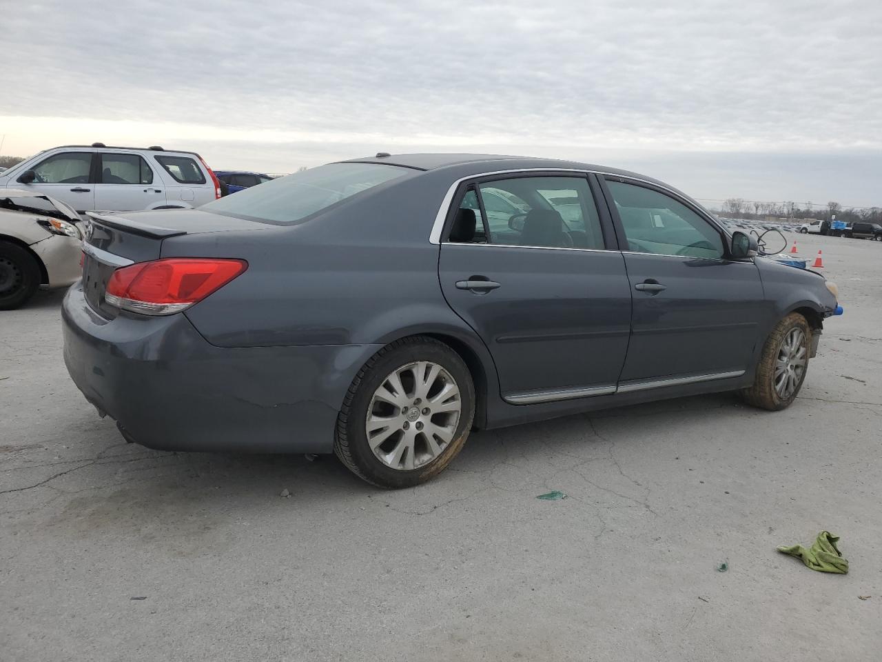 2011 TOYOTA AVALON BAS - Image 3