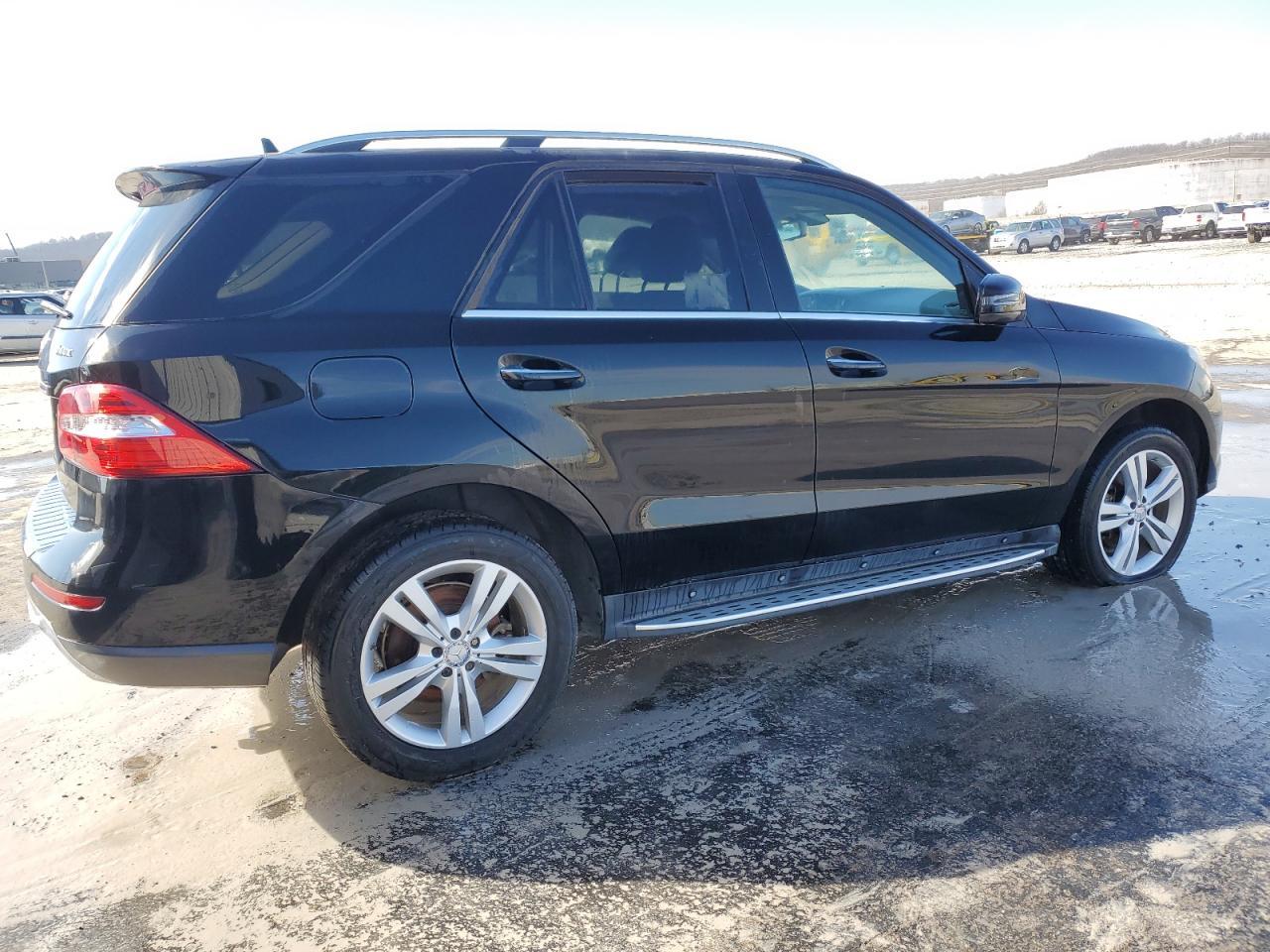 2015 MERCEDES-BENZ ML 350 4MA - Image 3
