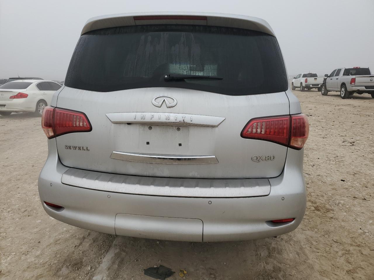 2017 INFINITI QX80 BASE - Image 6