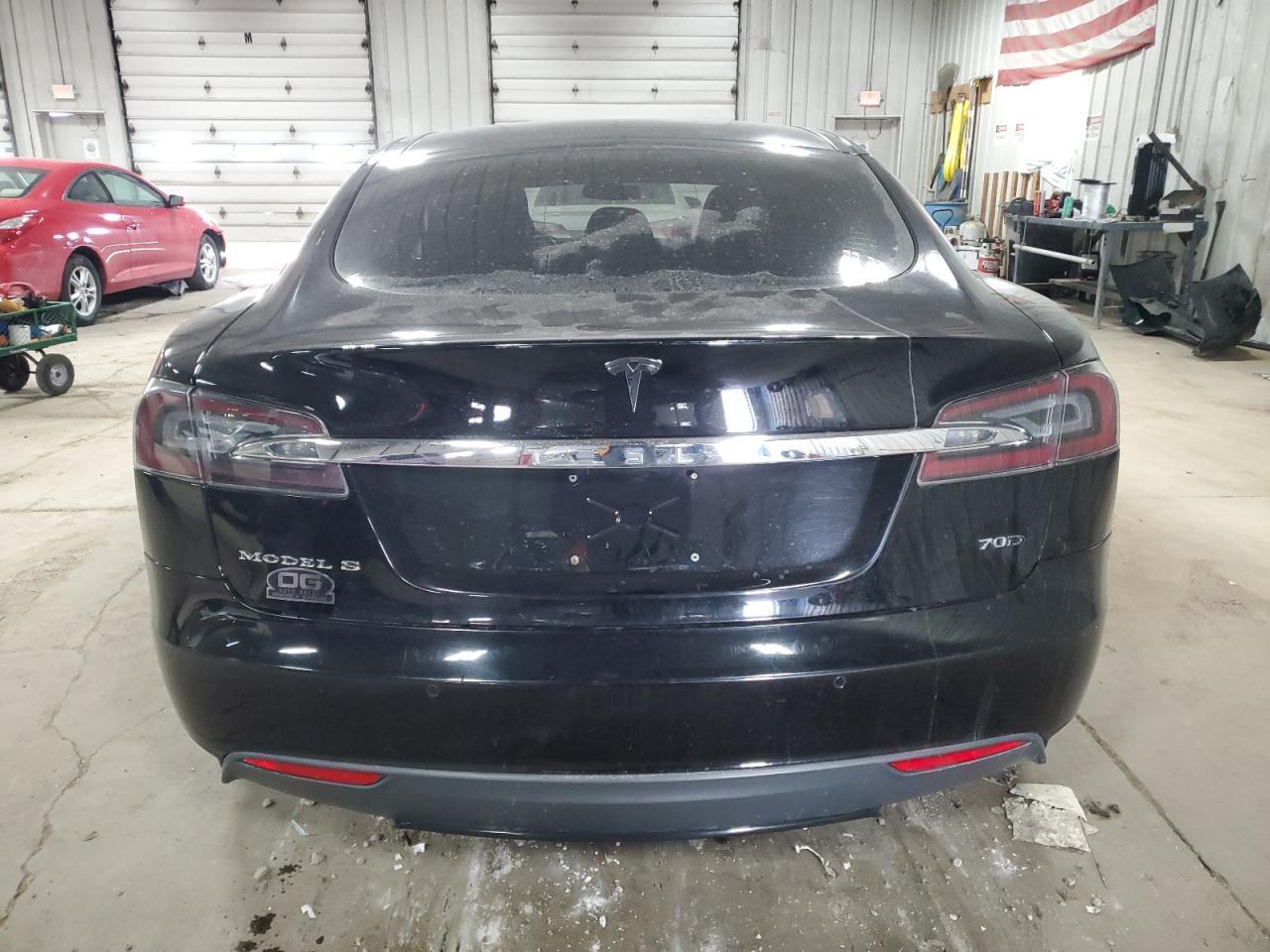 2015 TESLA MODEL S - Image 6
