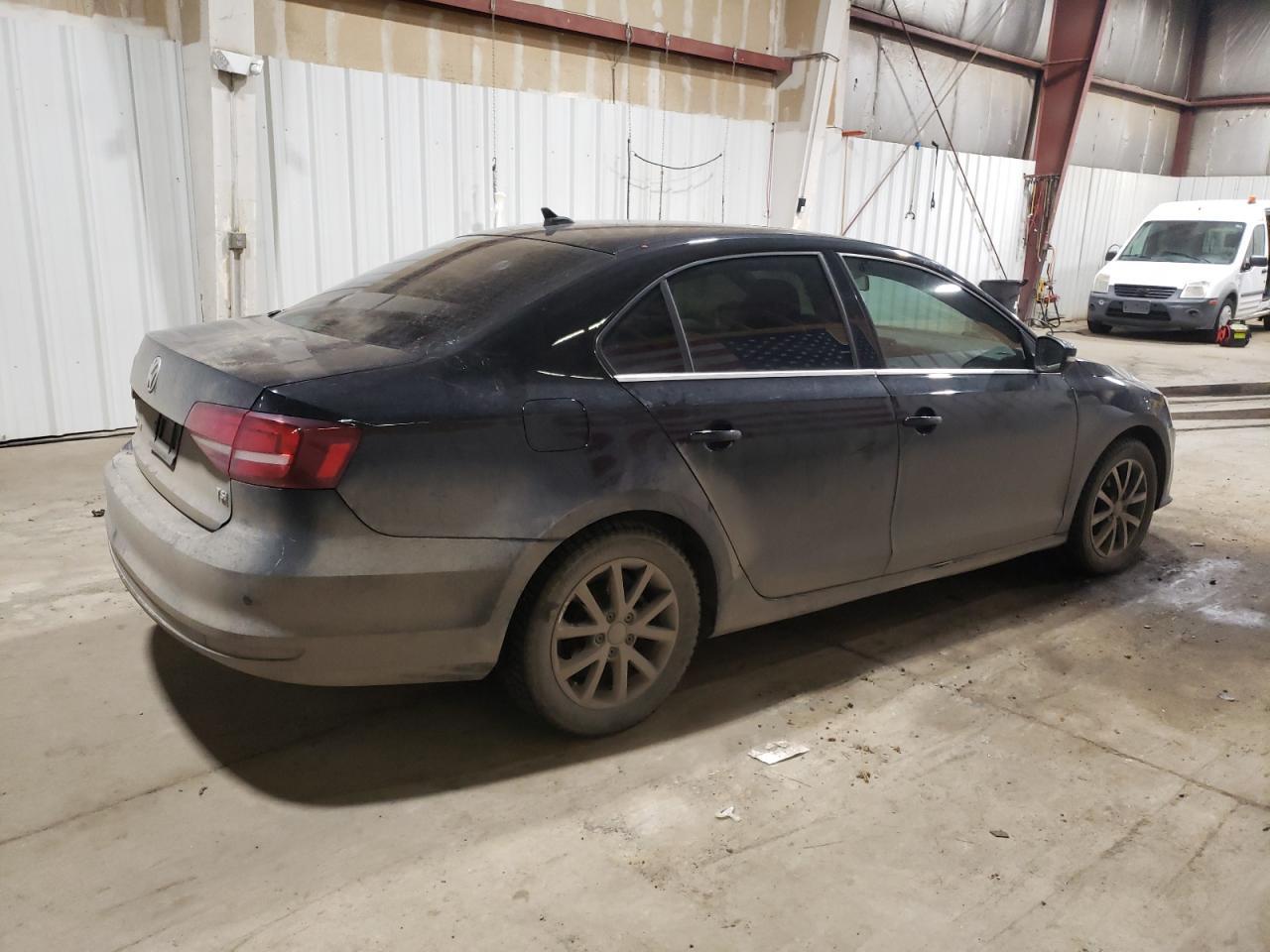 2017 VOLKSWAGEN JETTA SE - Image 3