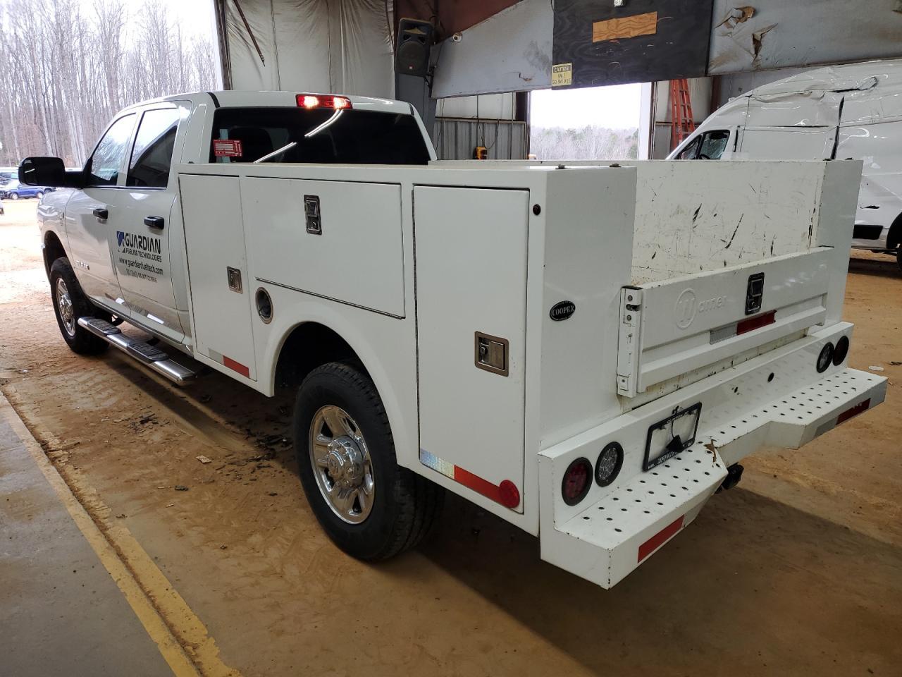2022 RAM 2500 TRADE - Image 2
