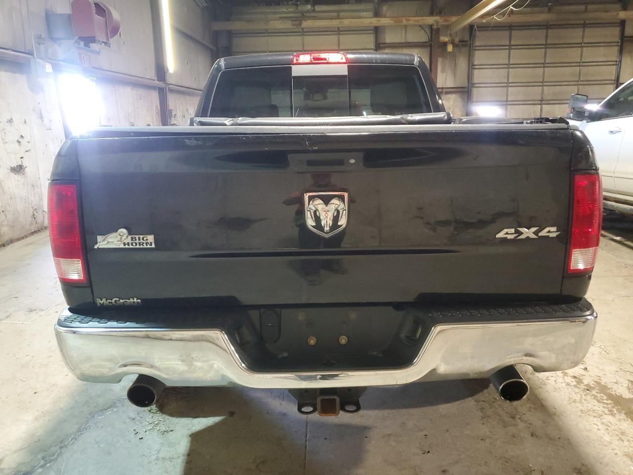 2015 RAM 1500 SLT - Image 6