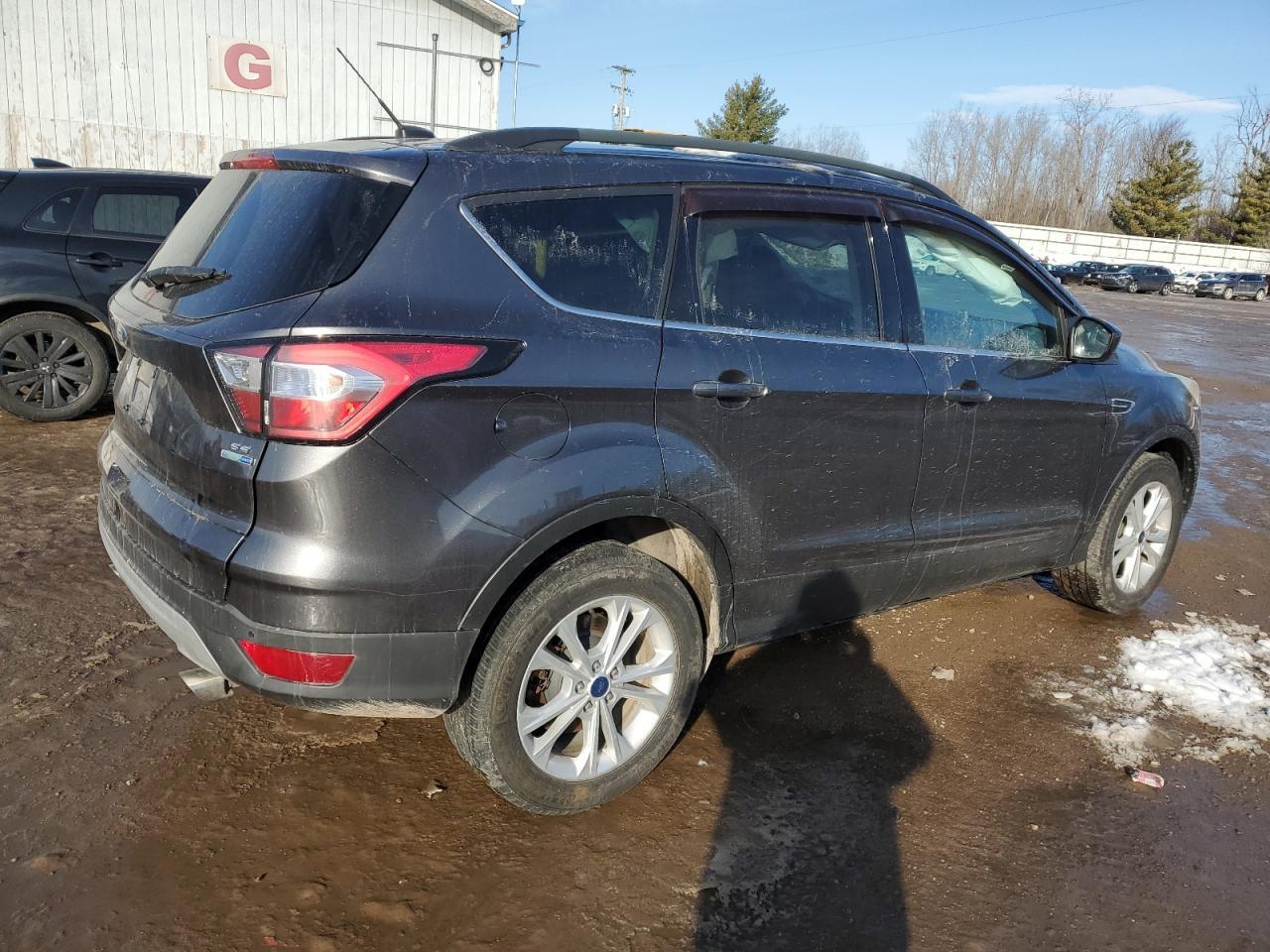 2017 FORD ESCAPE SE - Фото 3