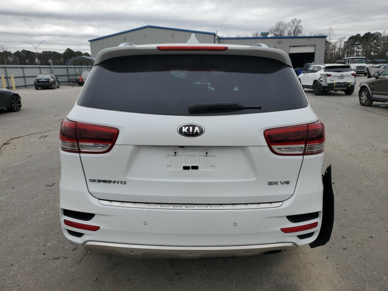 2016 KIA SORENTO - Image 6