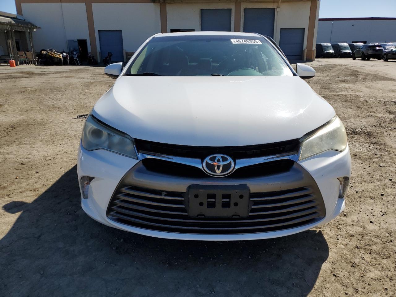 2015 TOYOTA CAMRY LE - Фото 5