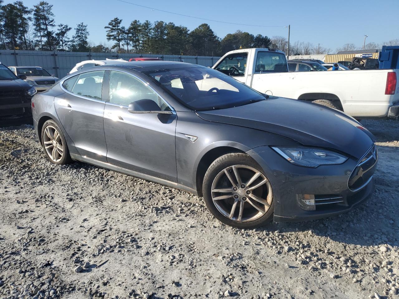 2015 TESLA MODEL S 85 - Фото 4