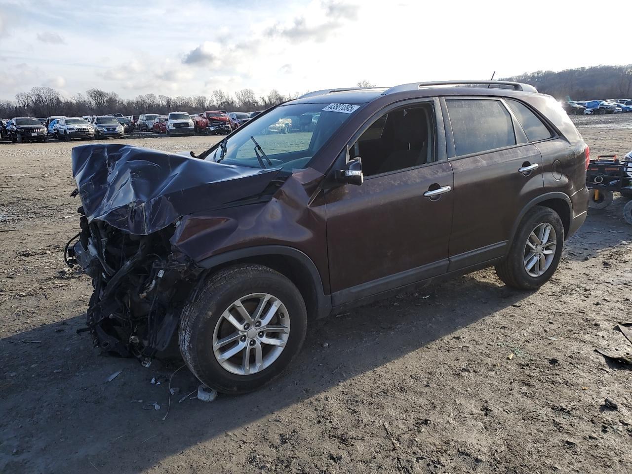 2014 KIA SORENTO LX