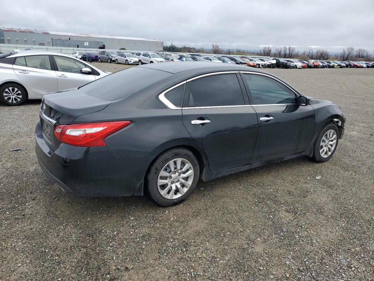 2017 NISSAN ALTIMA 2.5 - Фото 3