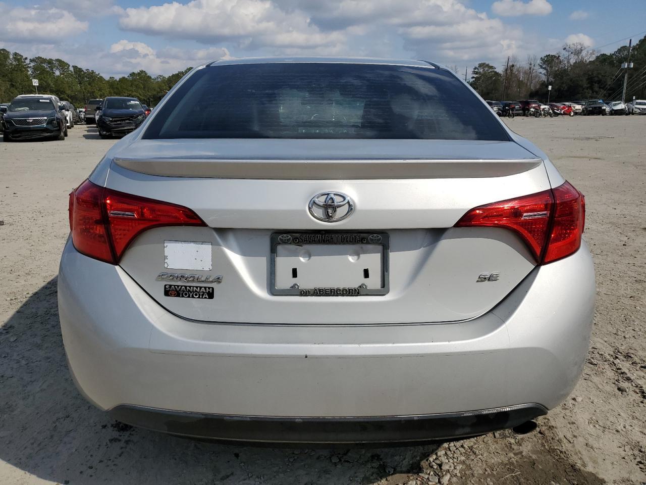 2018 TOYOTA COROLLA L - Image 6