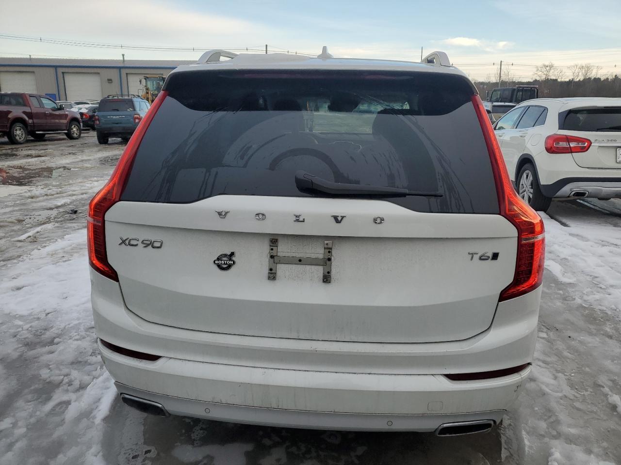 2016 VOLVO XC90 T6 - Фото 6