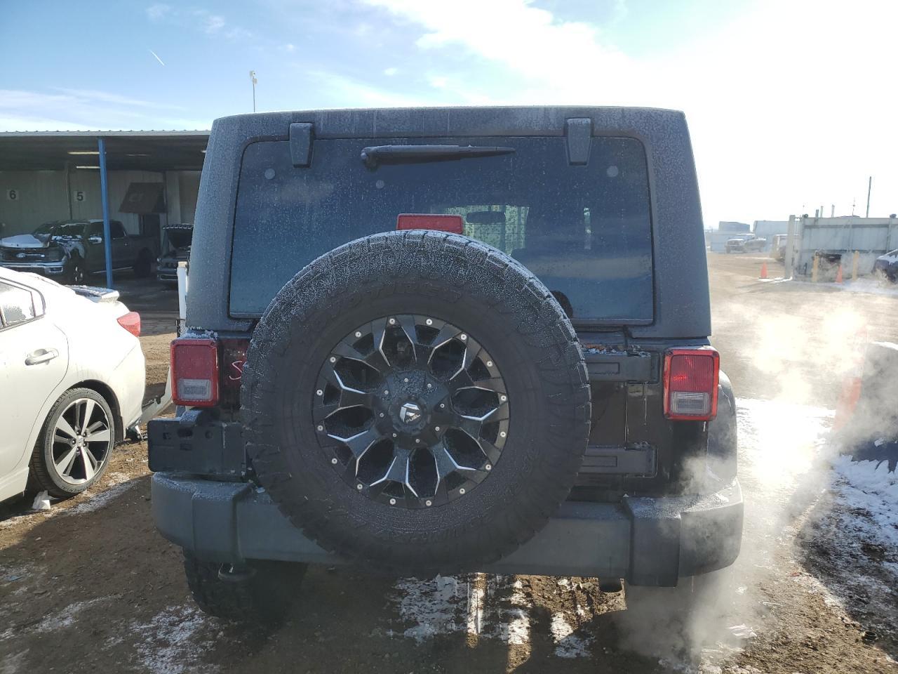 2012 JEEP WRANGLER U - Image 6