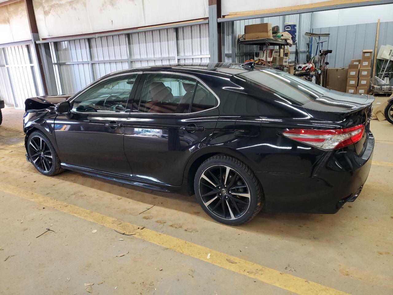 2019 TOYOTA CAMRY XSE - Фото 2