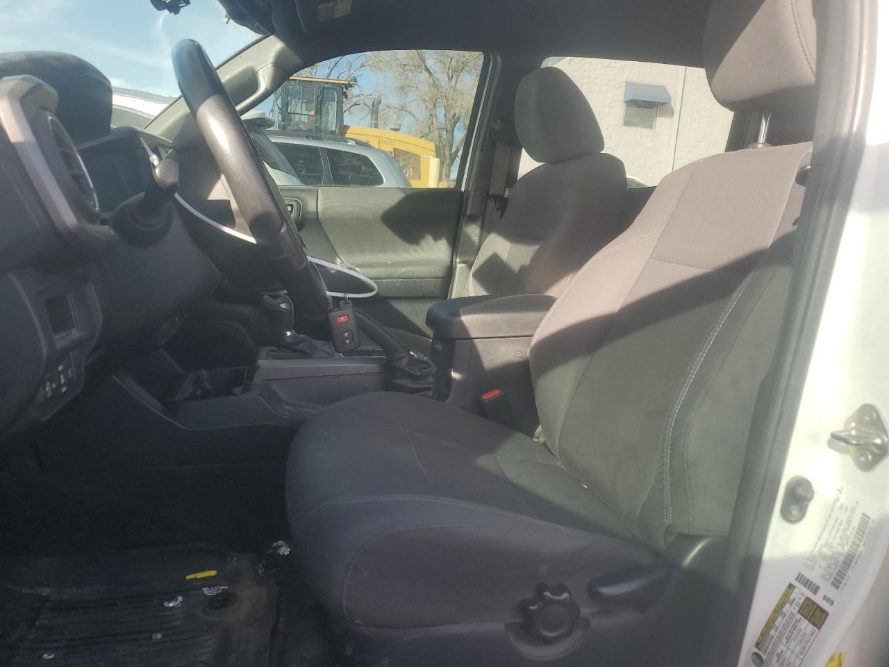 2018 TOYOTA TACOMA DOU - Фото 7
