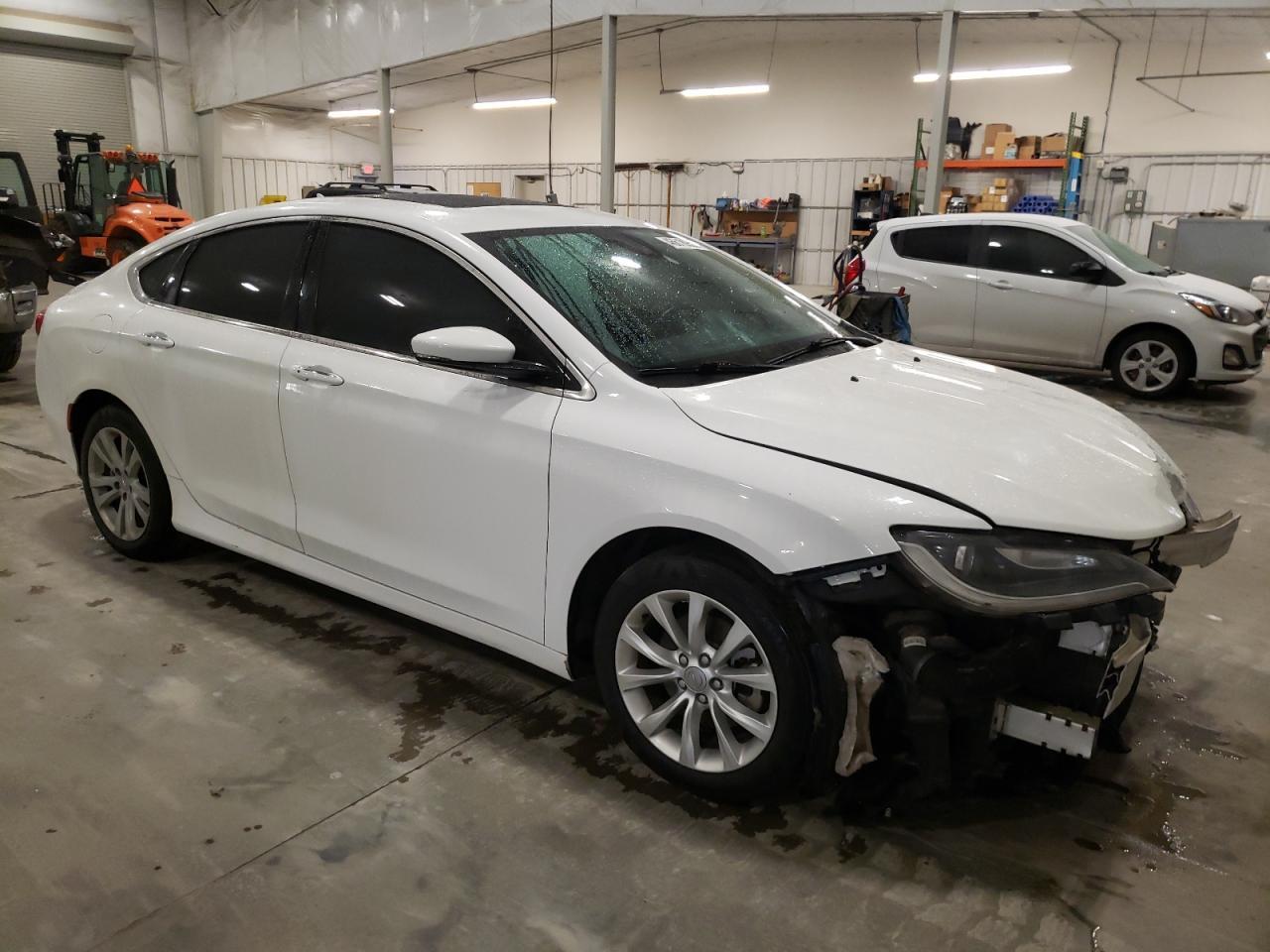 2015 CHRYSLER 200 C - Фото 4