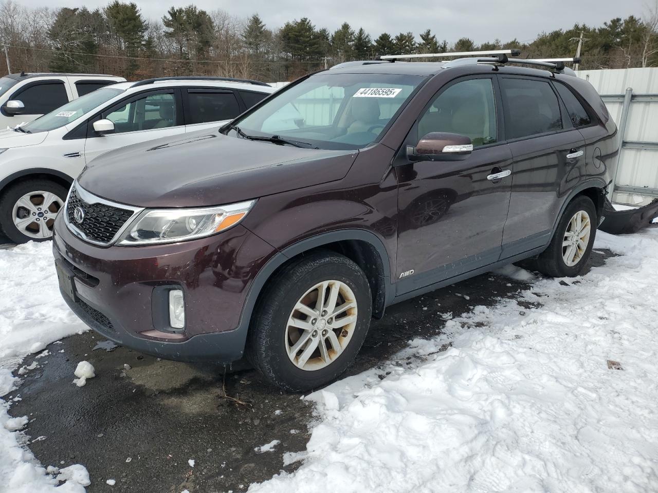 2014 KIA SORENTO LX