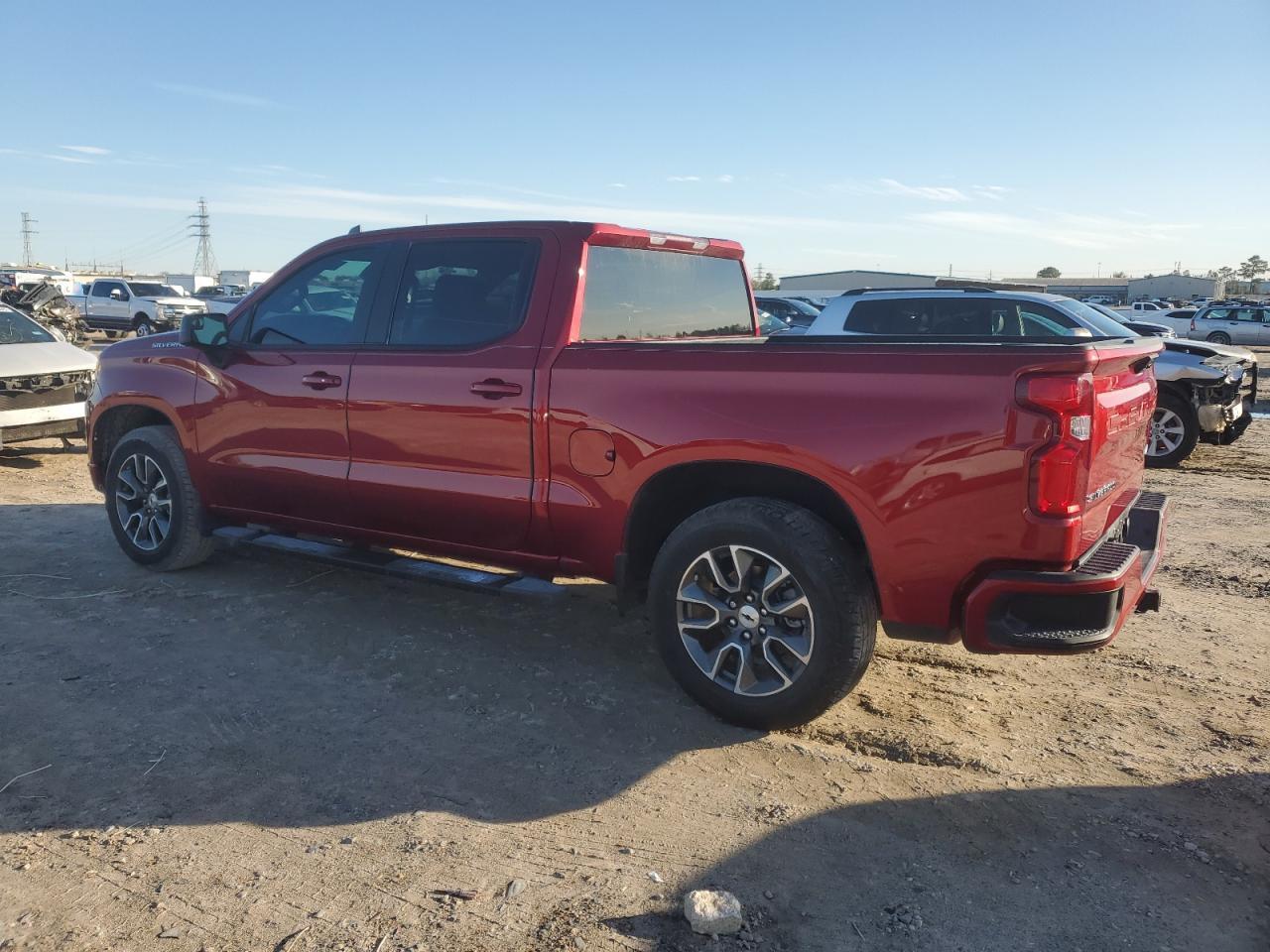 2024 CHEVROLET SILVERADO - Image 2