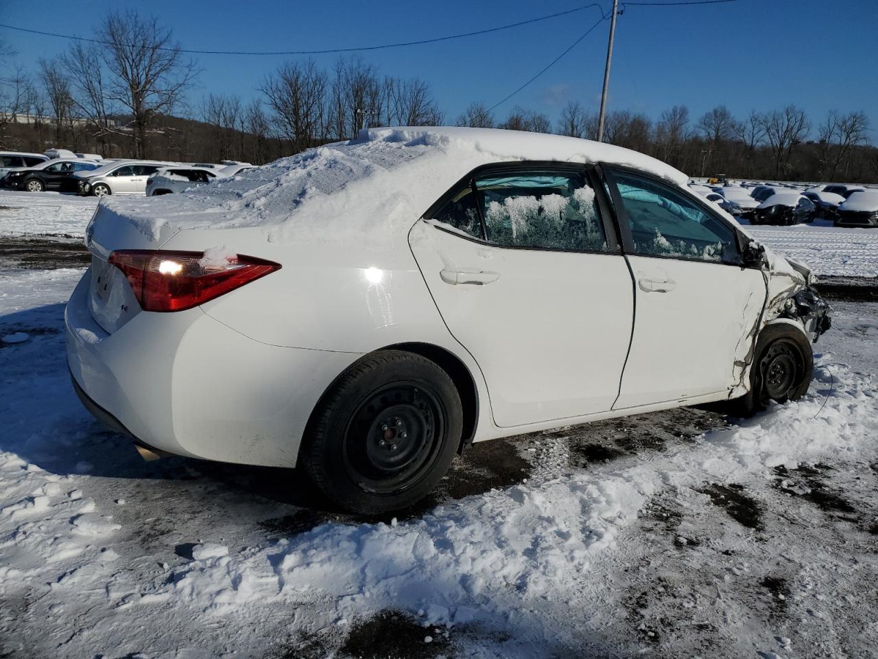 2018 TOYOTA COROLLA L - Image 3