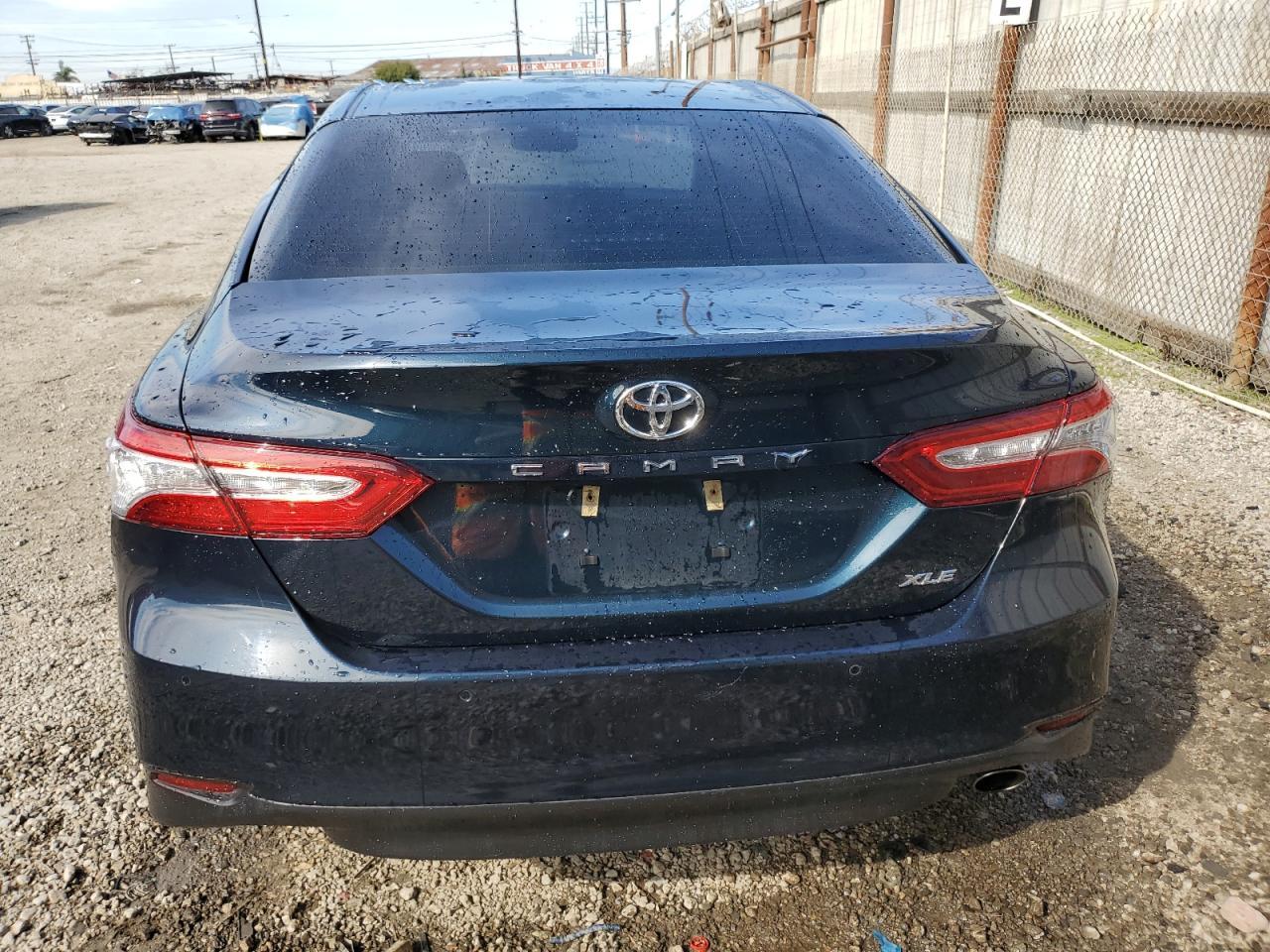 2018 TOYOTA CAMRY L - Фото 6