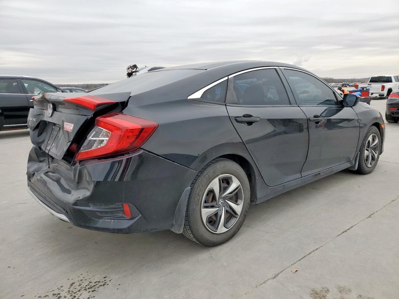 2019 HONDA CIVIC LX - Image 3
