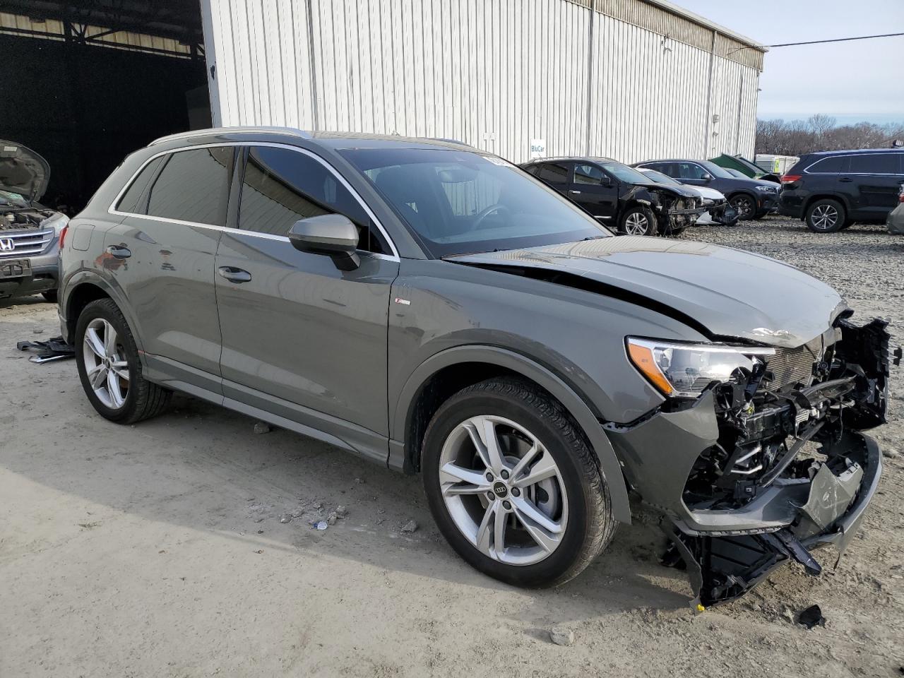 2022 AUDI Q3 PREMIUM - Image 4