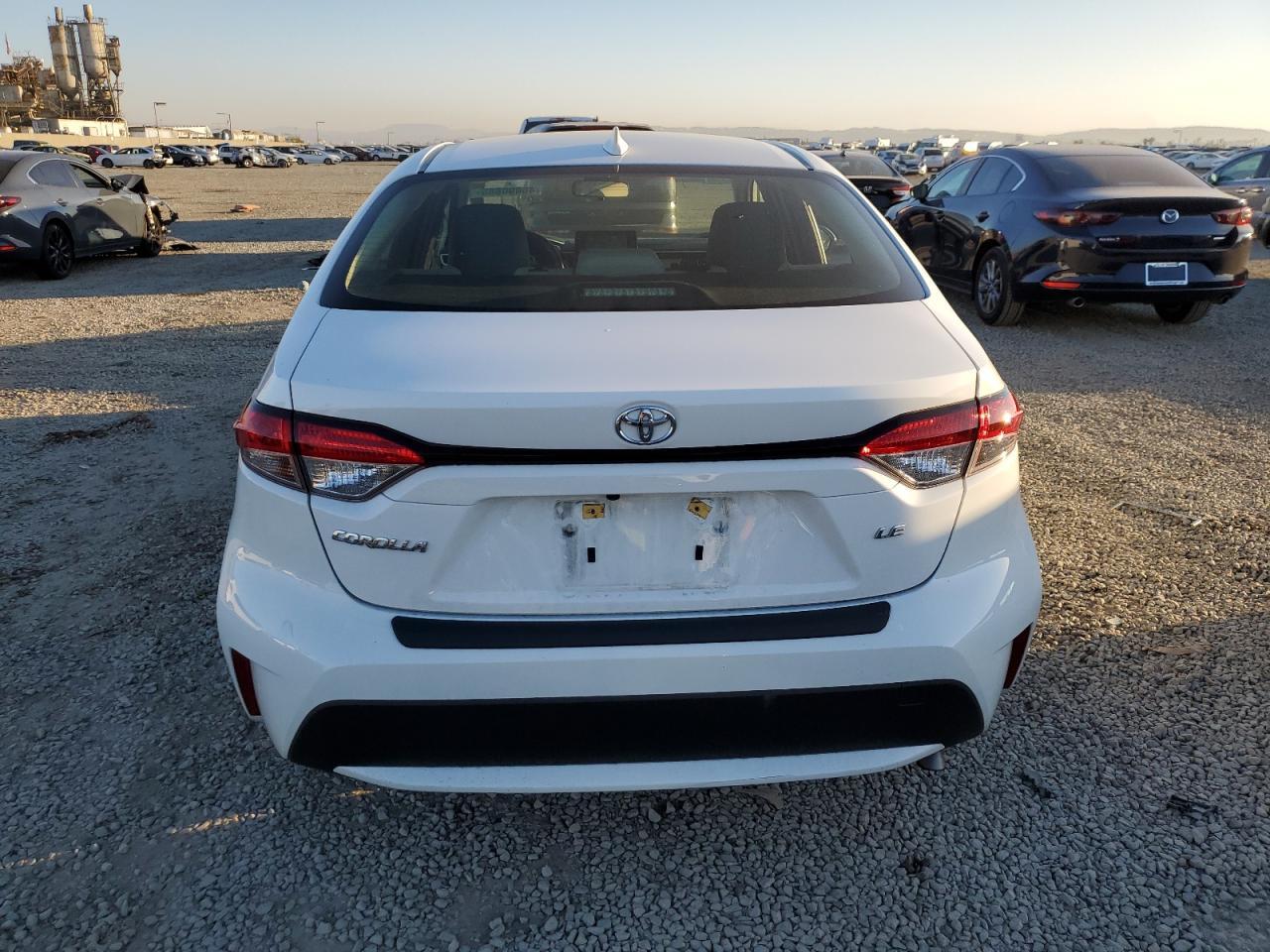 2022 TOYOTA COROLLA LE - Image 6