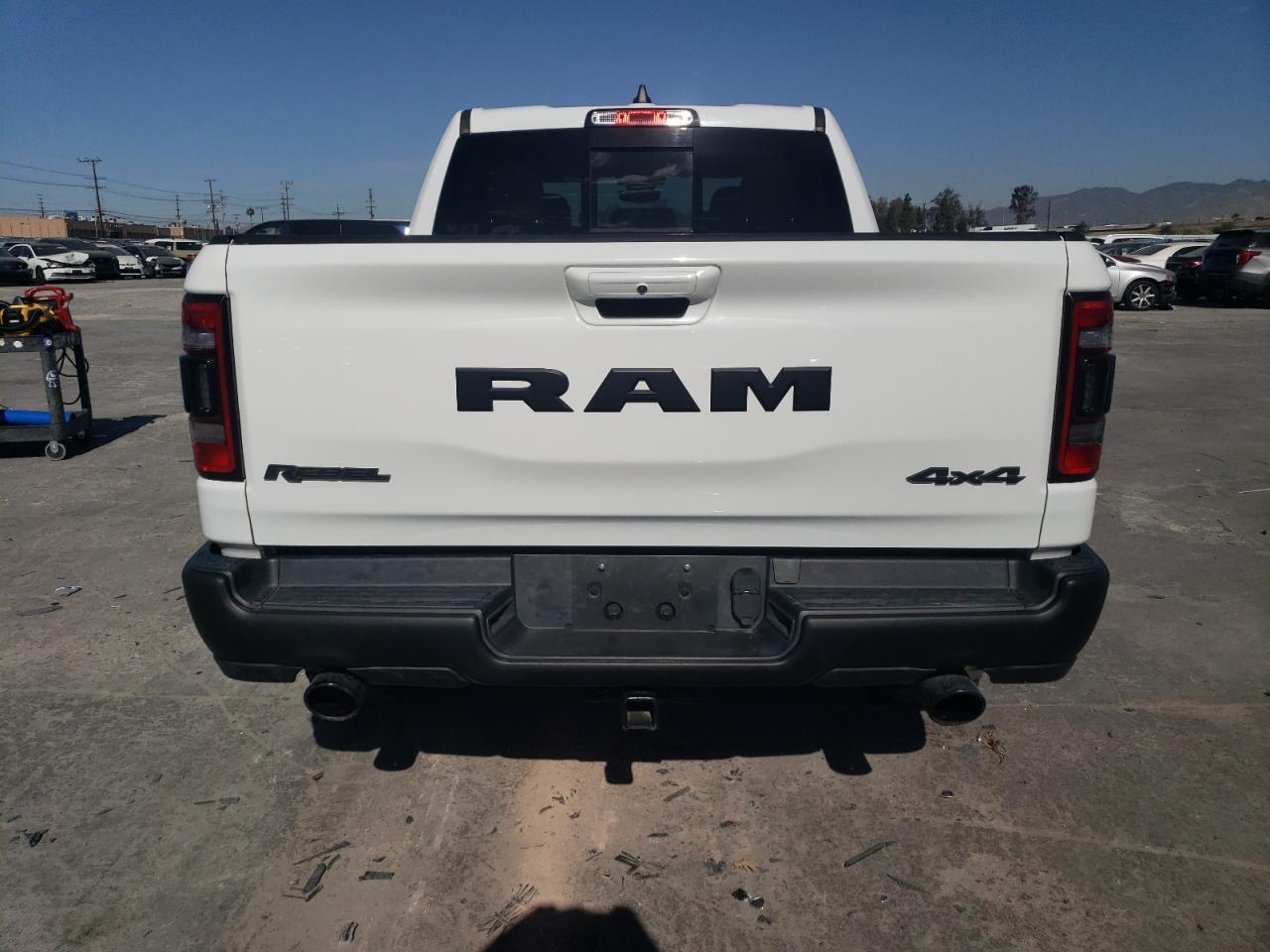 2020 RAM 1500 REBEL - Фото 6