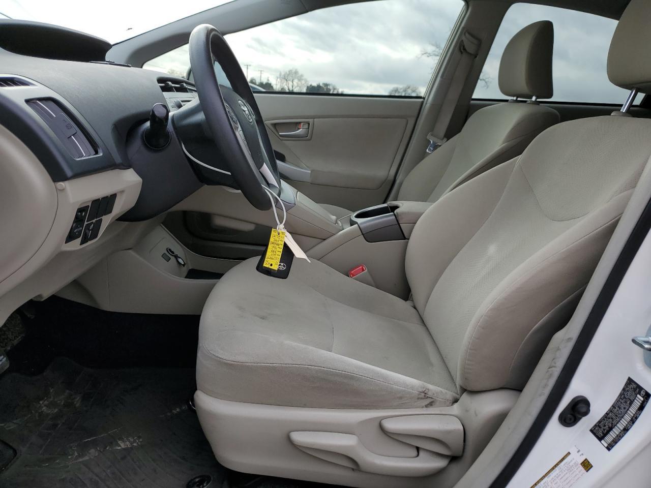 2013 TOYOTA PRIUS - Image 7