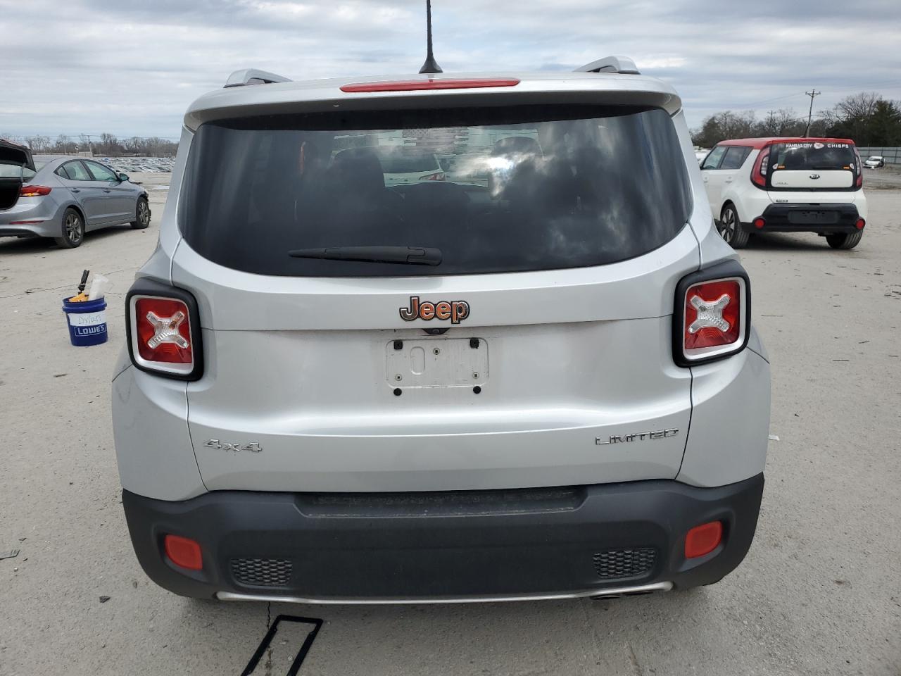 2017 JEEP RENEGADE L - Фото 6