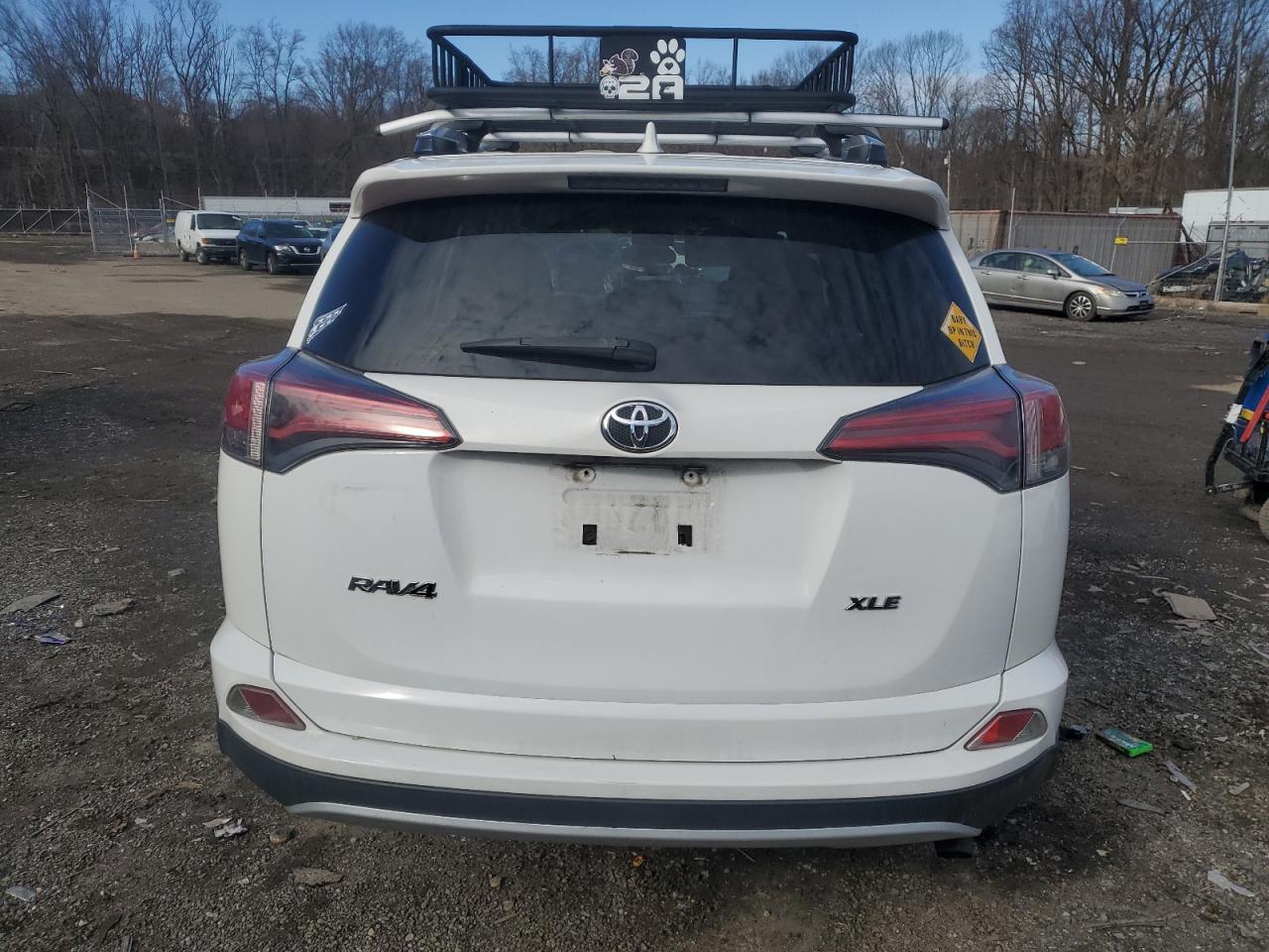 2016 TOYOTA RAV4 XLE - Фото 6