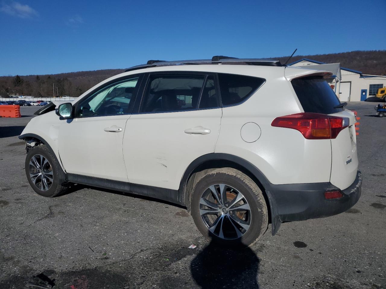 2015 TOYOTA RAV4 LIMIT - Фото 2