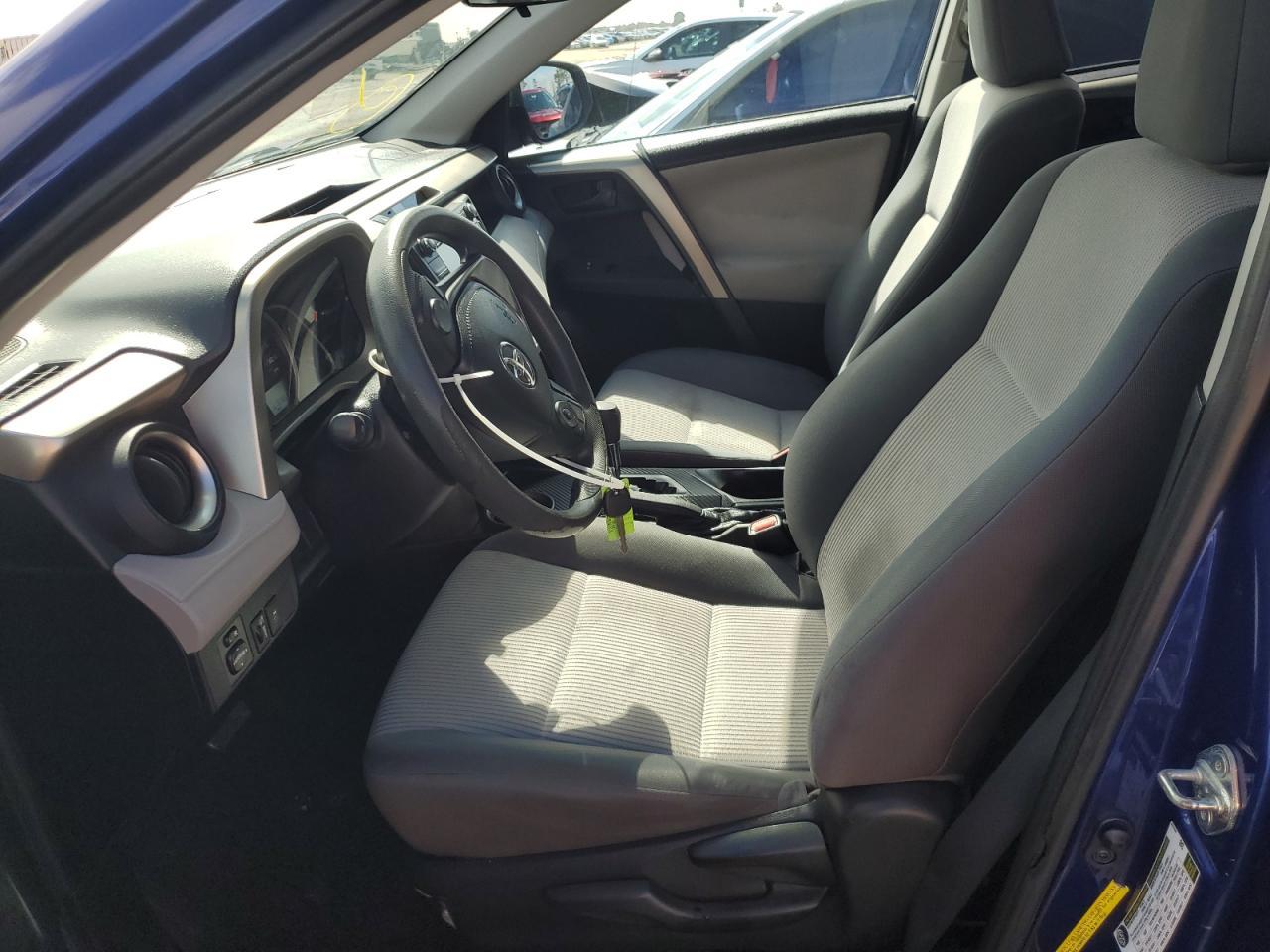 2014 TOYOTA RAV4 LE - Image 7