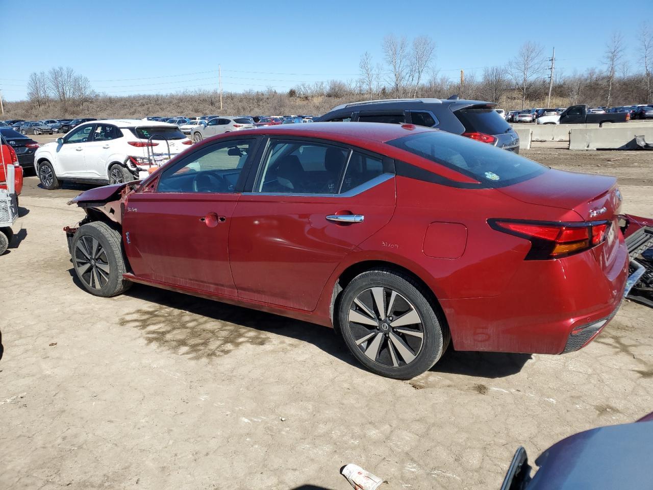 2022 NISSAN ALTIMA SV - Фото 2