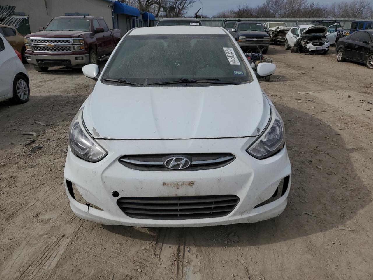 2016 HYUNDAI ACCENT SE - Фото 5
