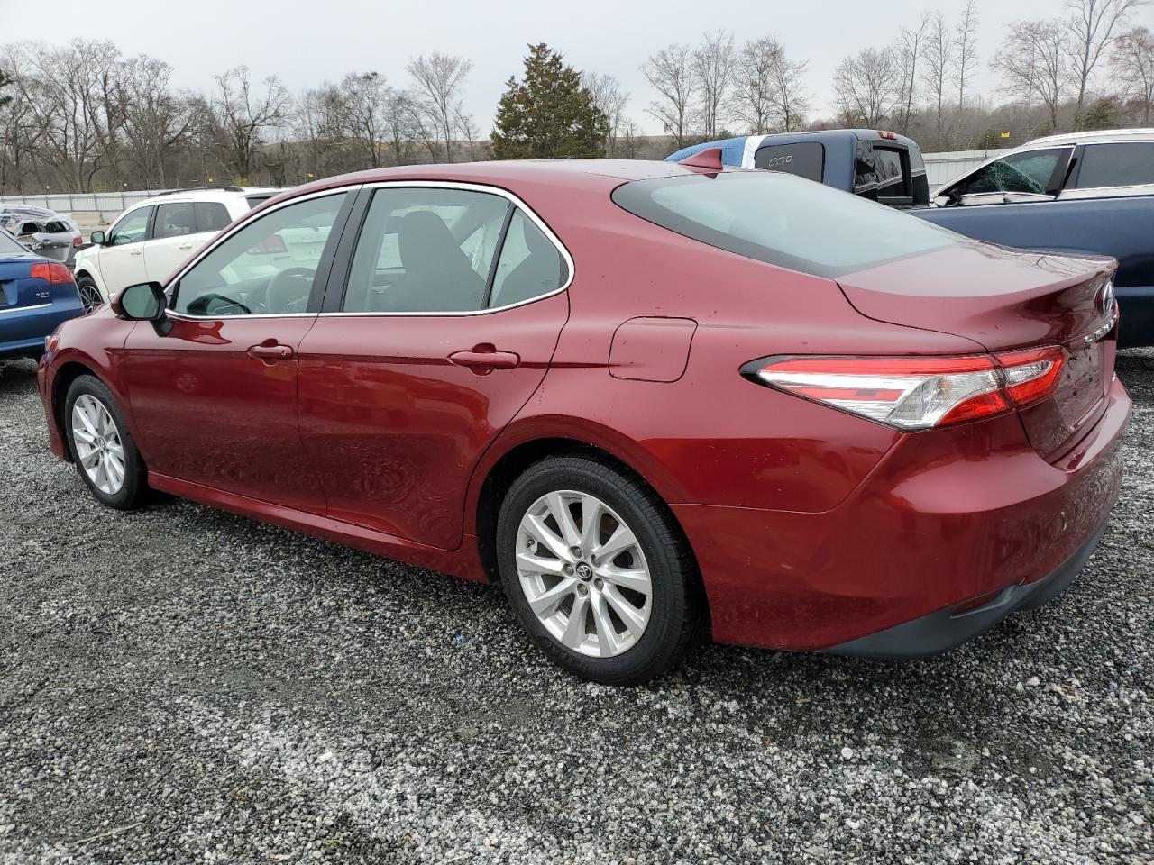 2019 TOYOTA CAMRY L - Фото 2