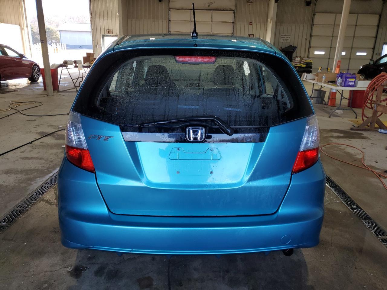 2013 HONDA FIT - Image 6