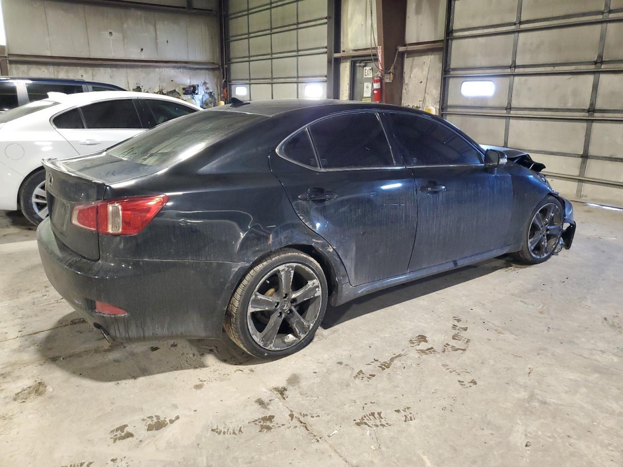2011 LEXUS IS 250 - Фото 3